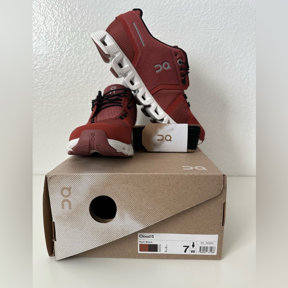 On Cloud 5 Women’s NEW